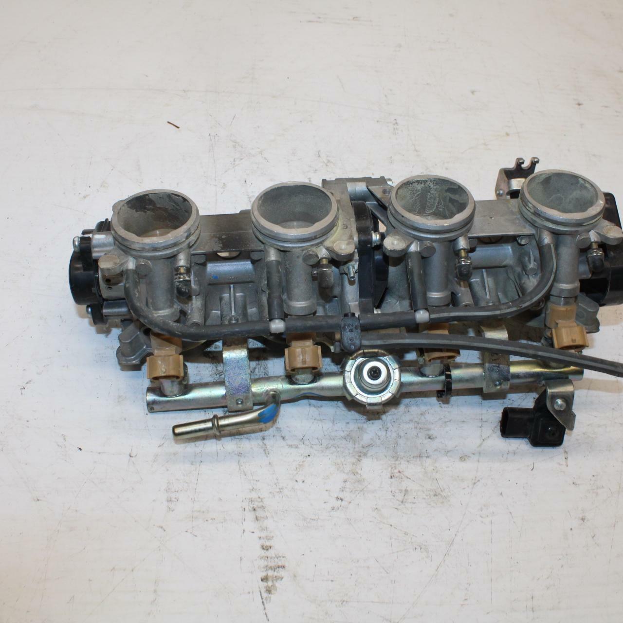 08-17 YAMAHA YZF R6 MAIN FUEL INJECTORS / THROTTLE BODIES BB354