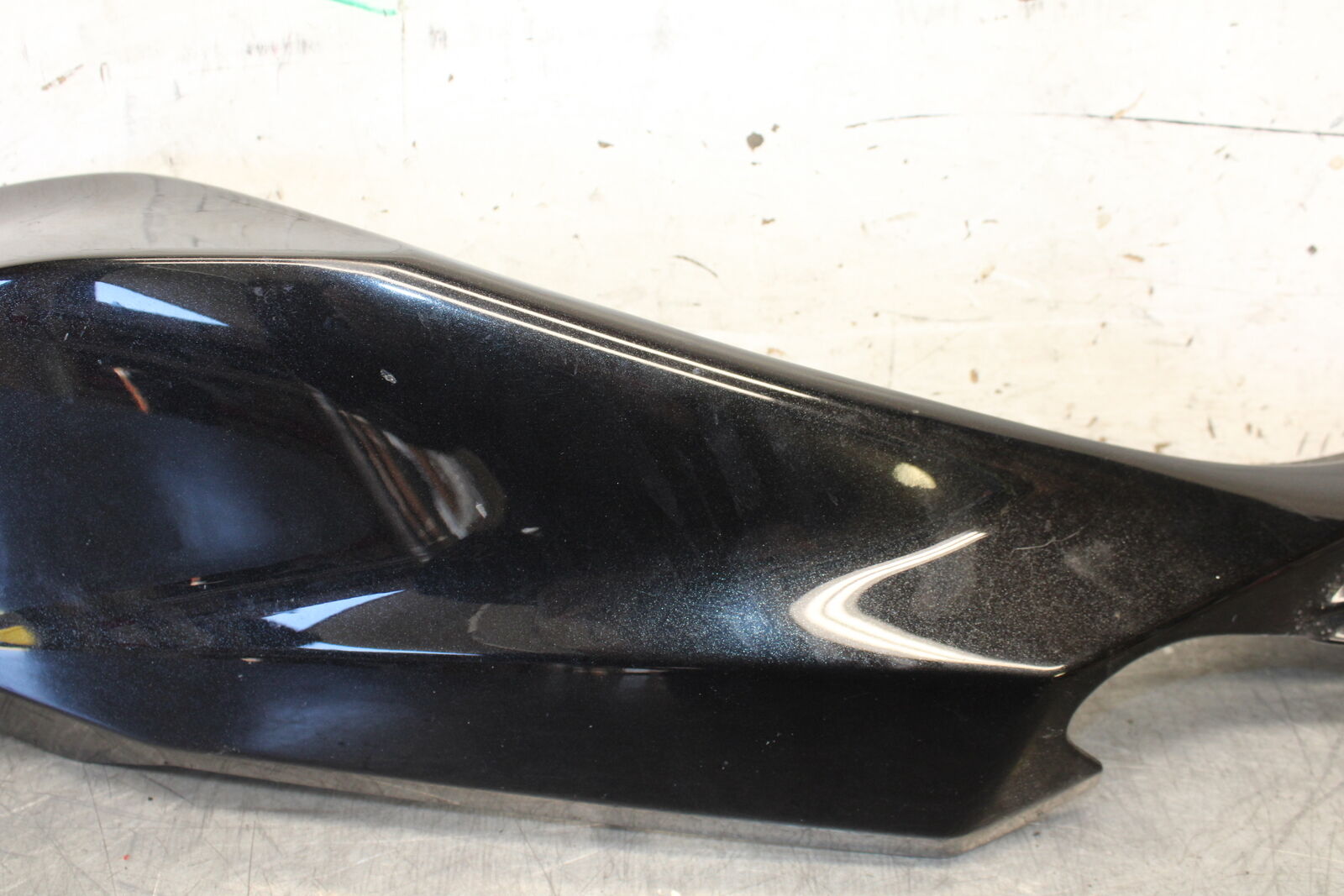 19-22 KAWASAKI Z400 RIGHT REAR BACK TAIL FAIRING COWL SHROUD BB708