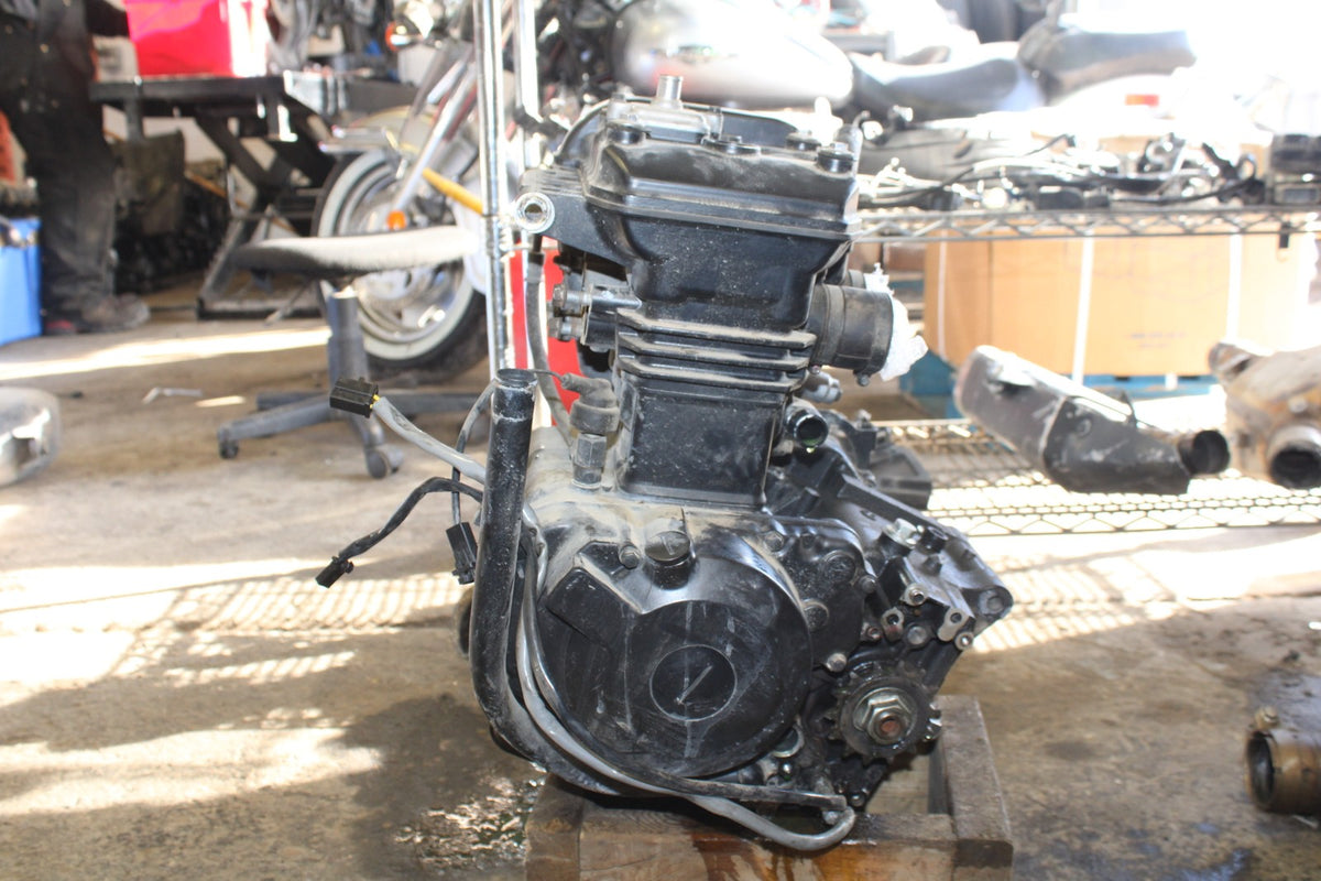 08-12 KAWASAKI NINJA 250R EX250J ENGINE MOTOR BB784