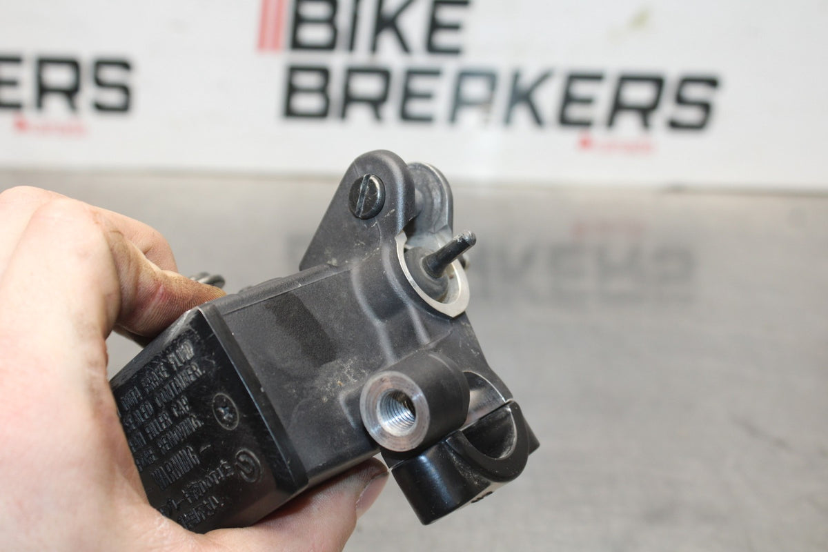 14-17 YAMAHA FZ07 FRONT BRAKE MASTER CYLINDER BB843