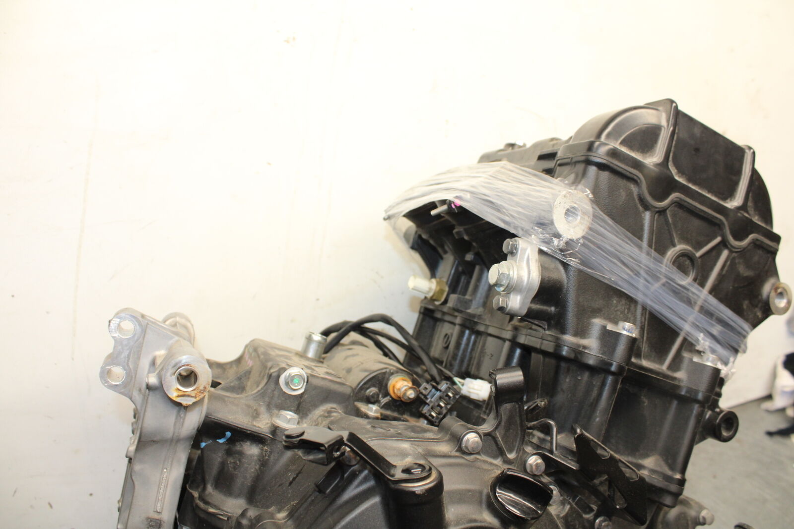 18-23 KAWASAKI NINJA 400 ENGINE MOTOR BB679