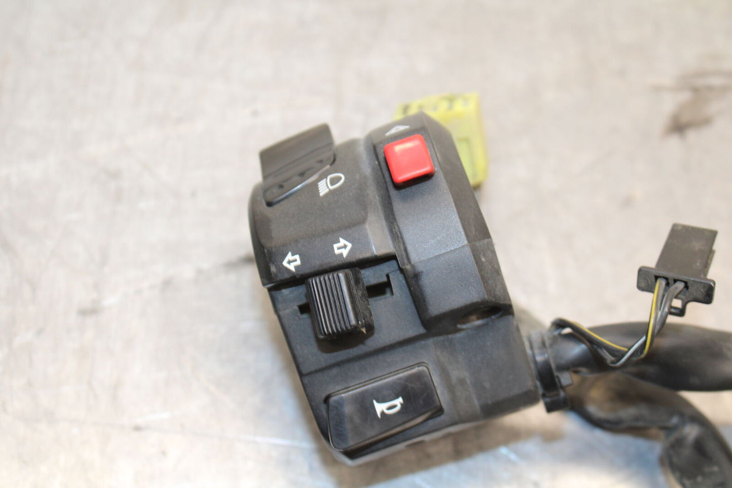 08-09 SUZUKI GSXR600 LEFT CLIP ON HANDLE HORN SIGNALS SWITCH SWITCHES BB728