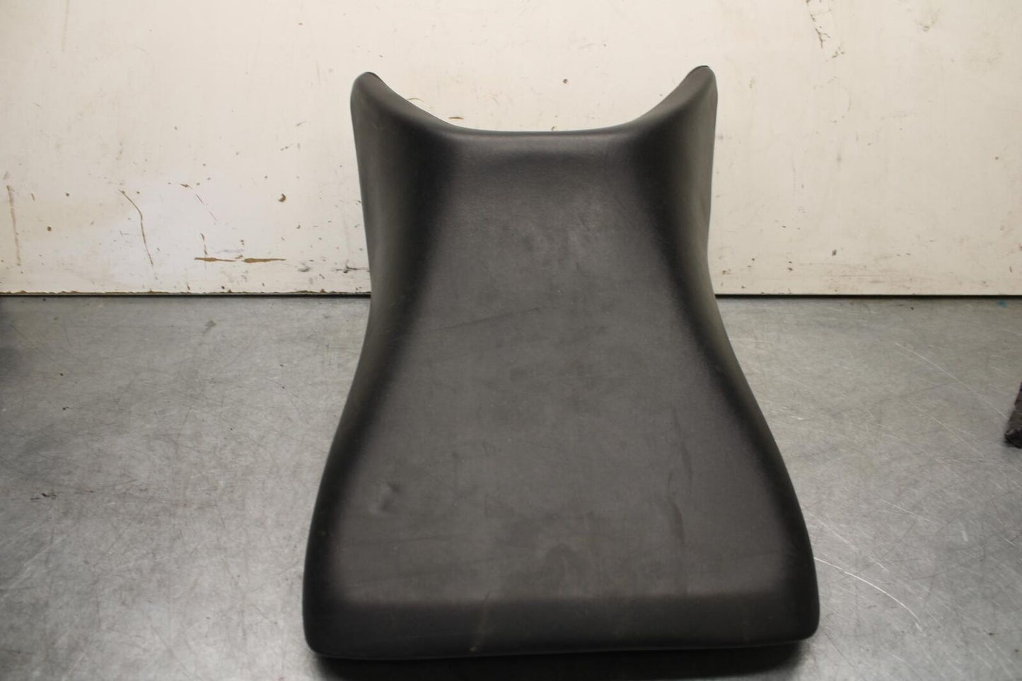 2008 Honda CBF1000 FRONT DRIVERS SEAT PAD SADDLE PILLION BB641
