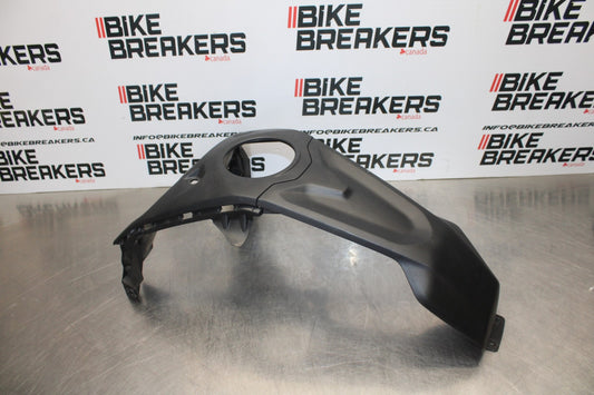 23-24 YAMAHA MT-07 GAS TANK FUEL CELL FAIRING COWL COVER TRIM BB194
