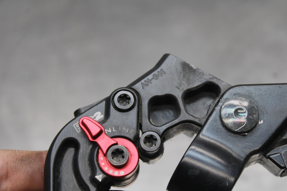08-16 YAMAHA YZF R6 CRG CLUTCH PERCH MOUNT WITH LEVER  BB856