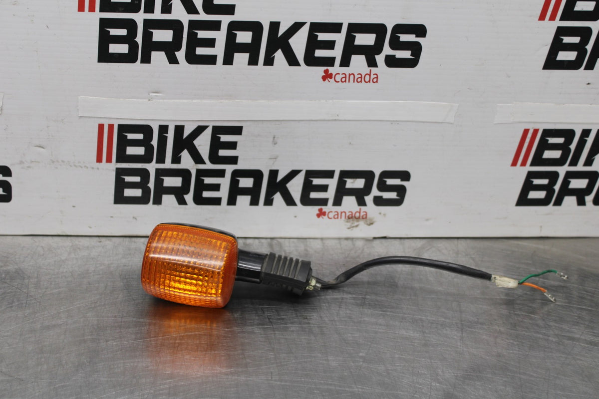 84 HONDA INTERCEPTOR 1000 VF1000F LEFT REAR TURN SIGNAL LIGHT INDICATOR BB878