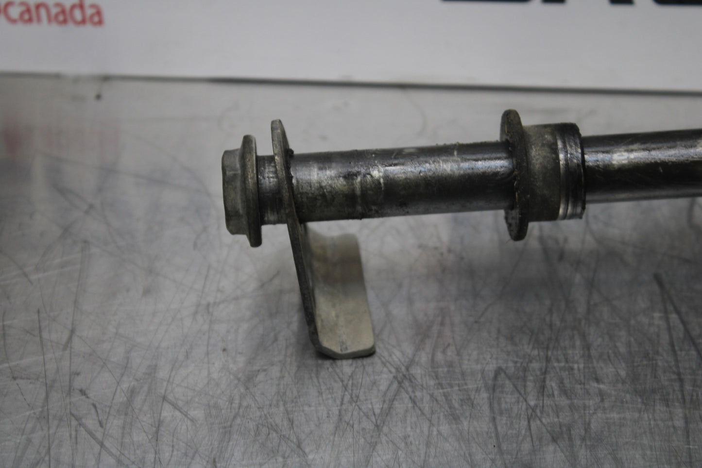 03 SUZUKI SV650S REAR AXLE BACK WHEEL RIM PIVOT BOLT AXEL BB167