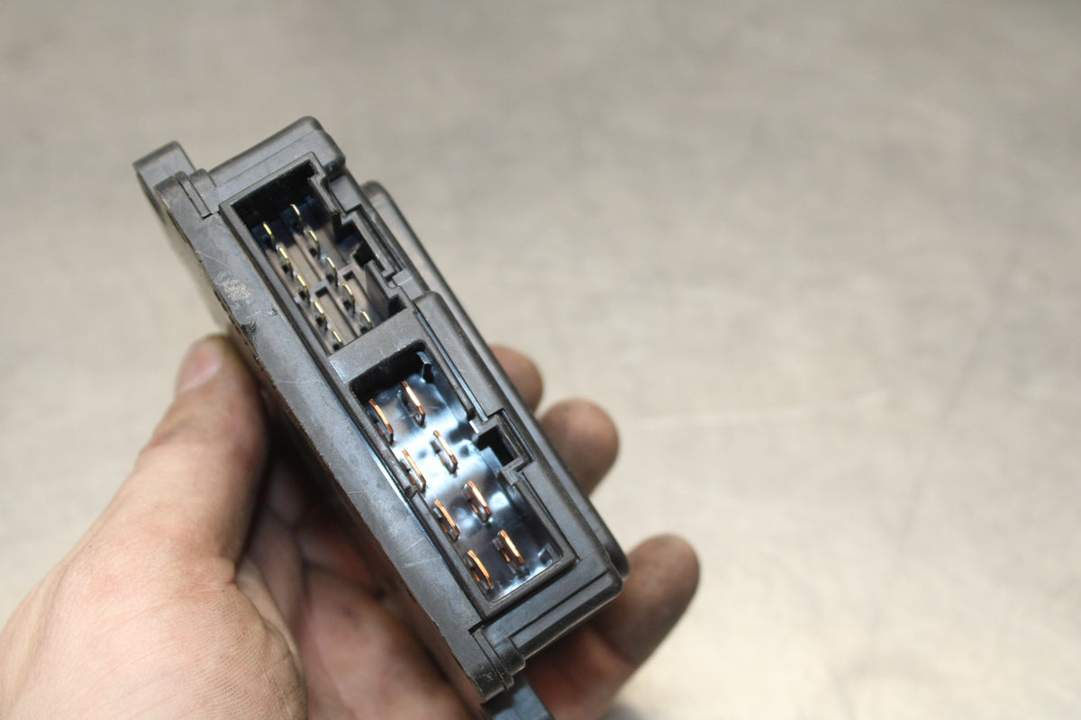 06 KAWASAKI Z750 RELAY ASSEMBLY FUSE BOX BB837
