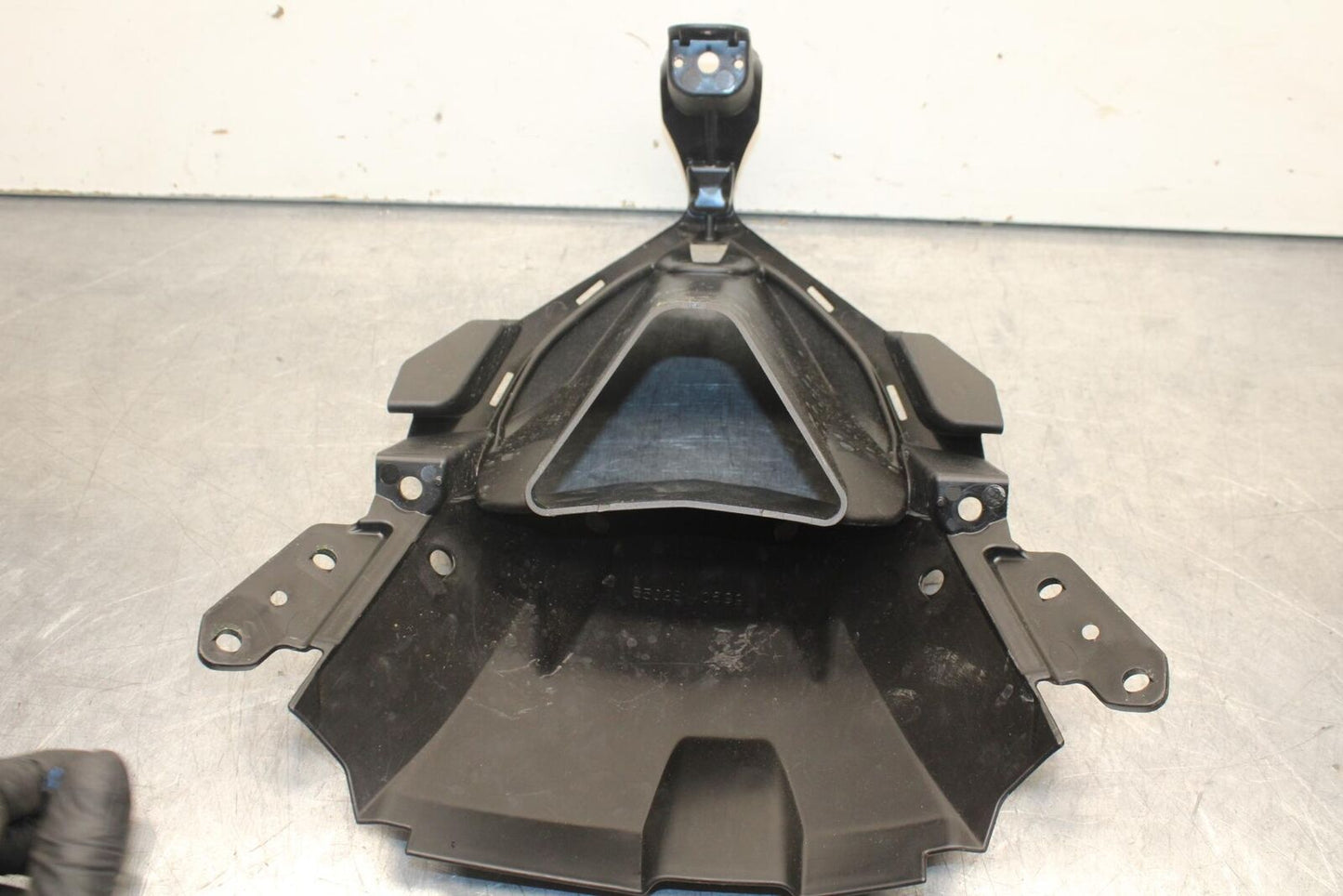 23 KAWASAKI NINJA ZX6R 636 FRONT INNER COWL FAIRING BB609