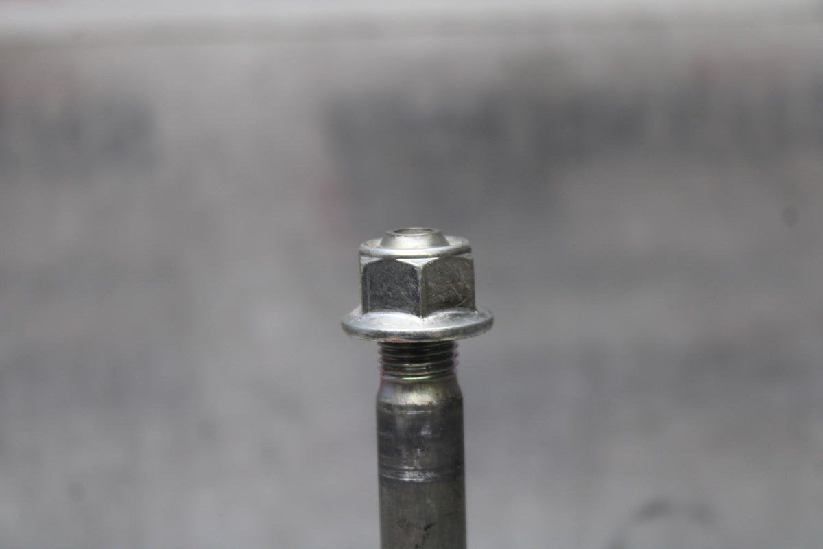 17-18 YAMAHA YZF R3 FRONT WHEEL RIM AXLE PIVOT BOLT BB788
