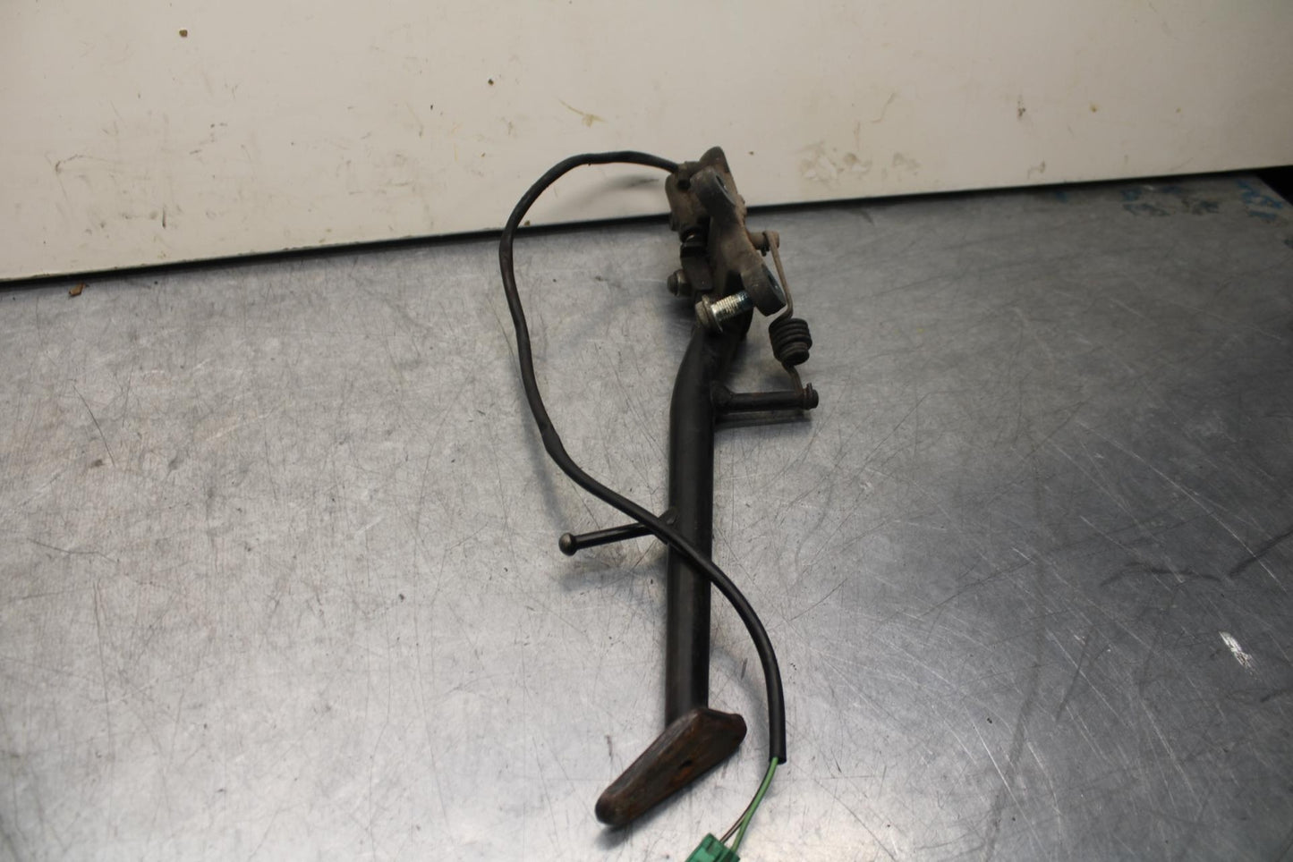 2011 Suzuki GSXR600 KICKSTAND SIDE KICK STAND 42310-14J00 BB602