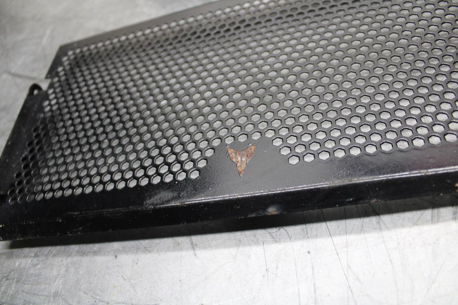2015 Yamaha FZ07 ENGINE RADIATOR GUARD COVER BB531