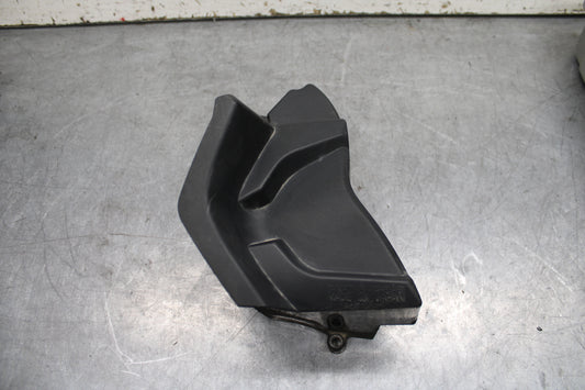 07-08 YAMAHA YZF R1 ENGINE SPROCKET COVER BB724