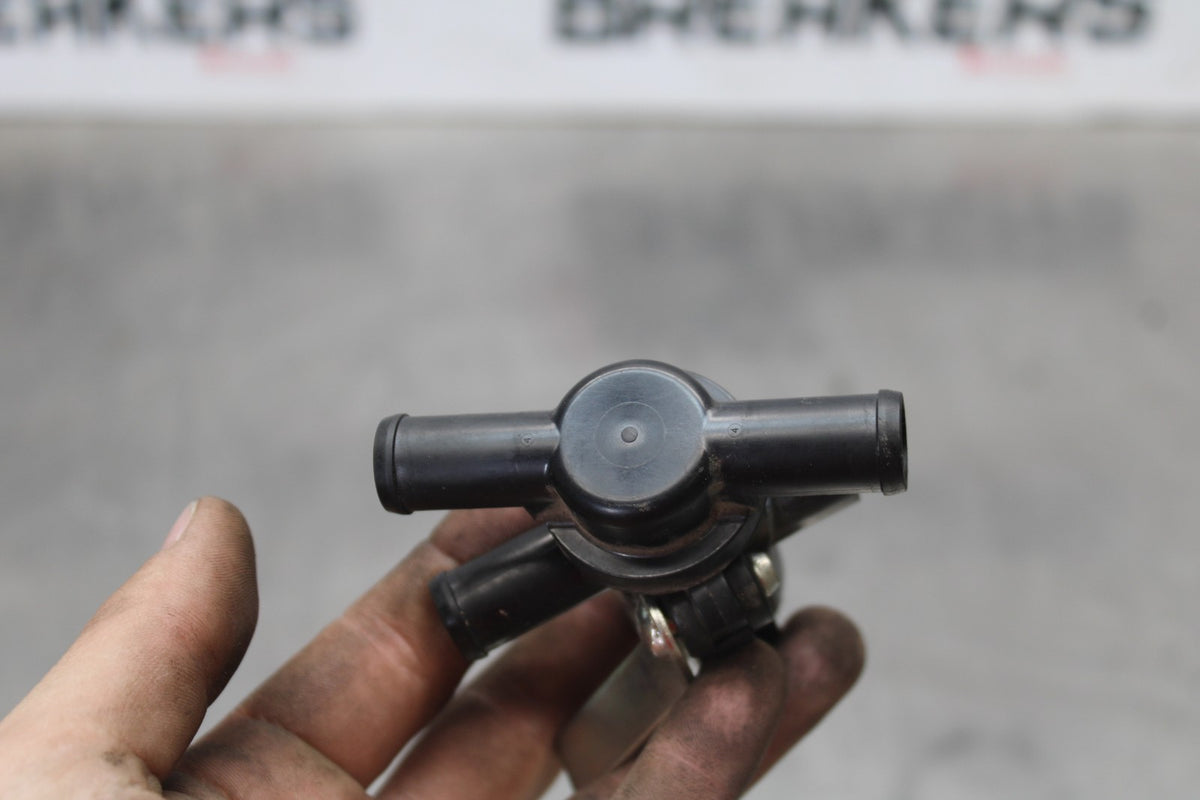 17 YAMAHA YZF R6 AIR VALVE SOLENOID TOP ENGINE SWITCH SENSOR BB922