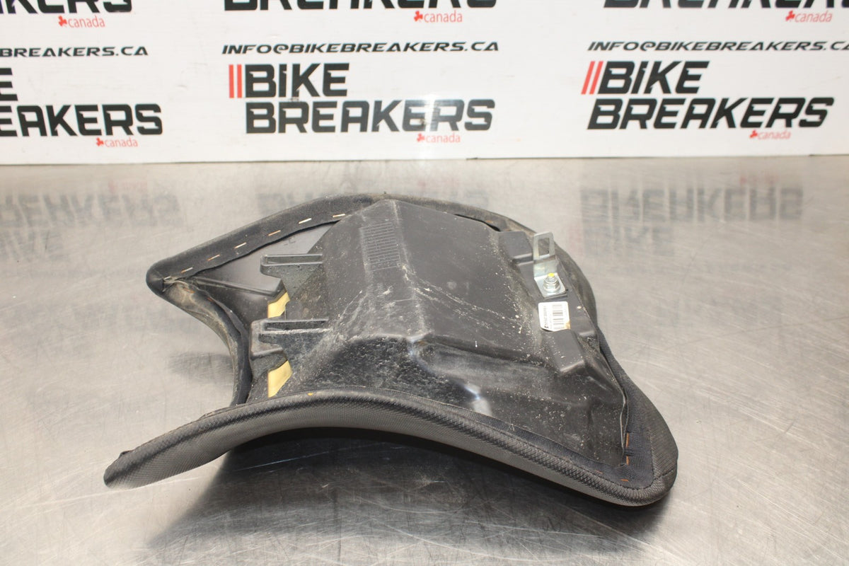 18-23 KAWASAKI NINJA 400 EX400 ABS FRONT DRIVERS SEAT PAD SADDLE PILLION BB795