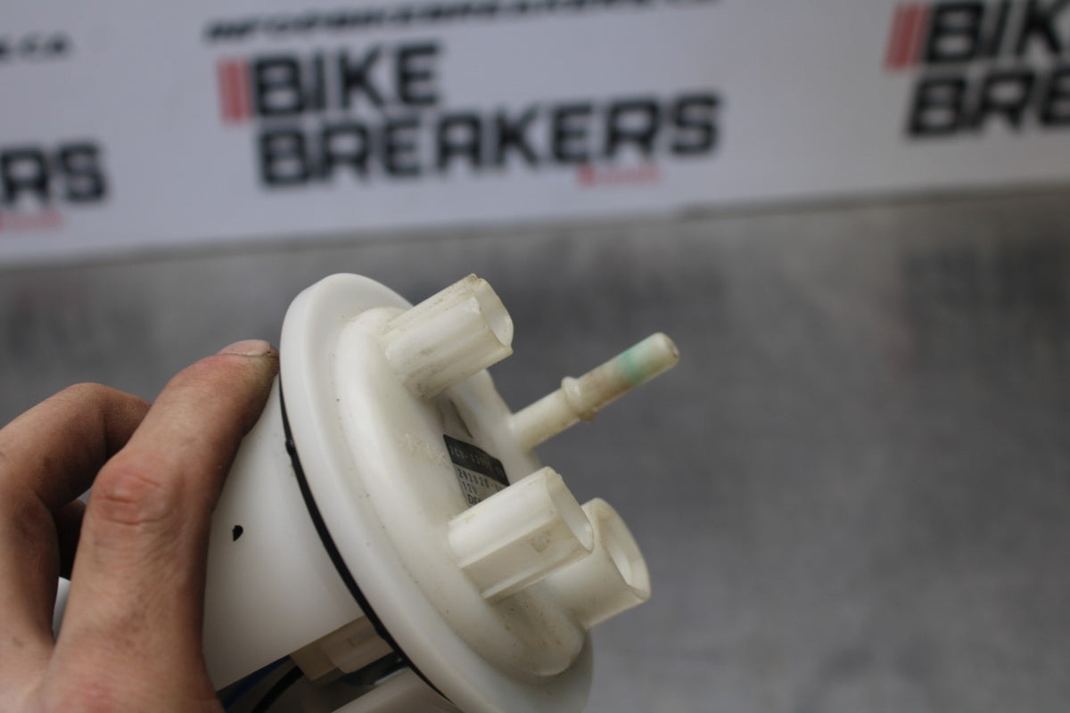 06-07 YAMAHA YZF R6 FUEL PUMP GAS PETROL SENDER UNIT BB763