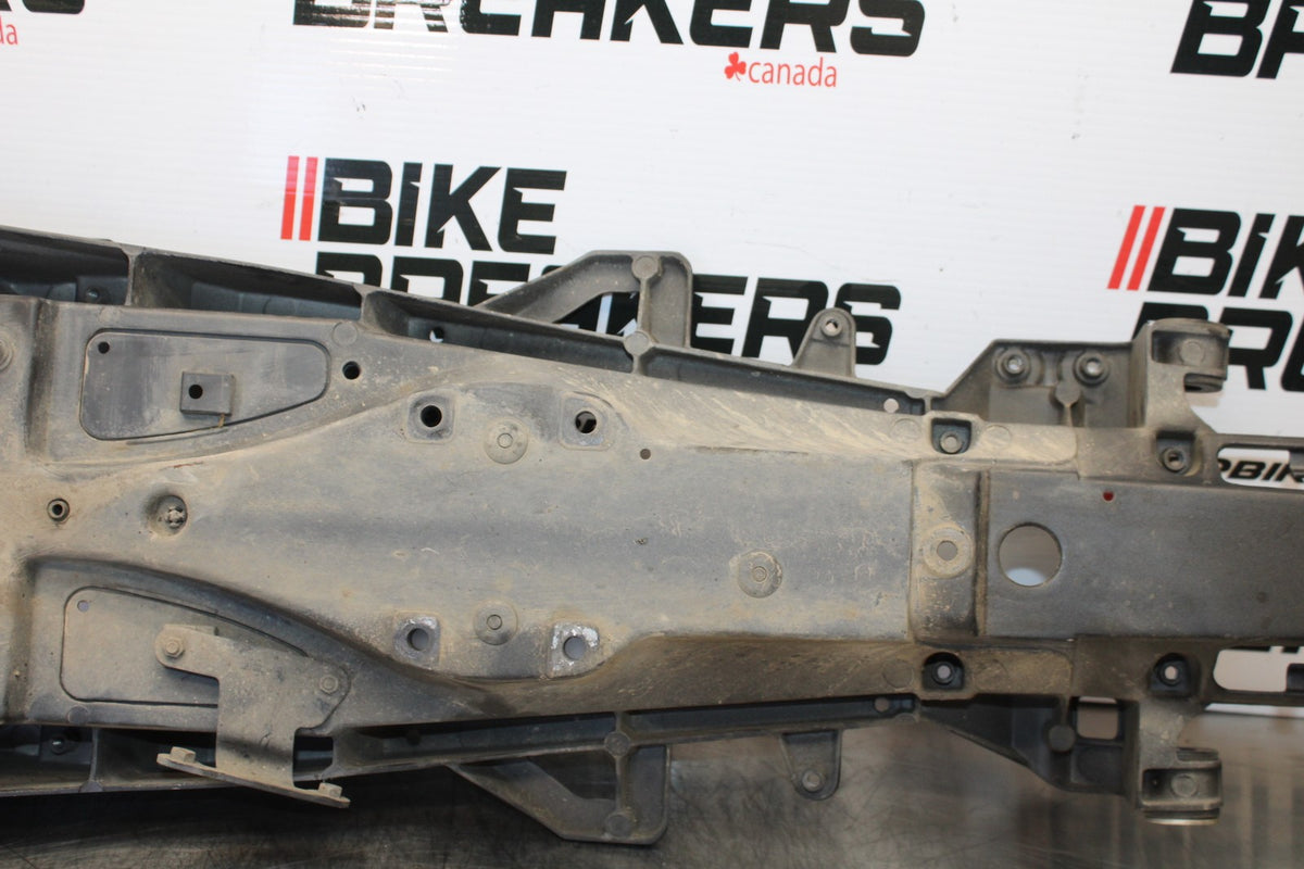 04-05 YAMAHA YZF R1 REAR SUBFRAME BACK SUB FRAME  BB173