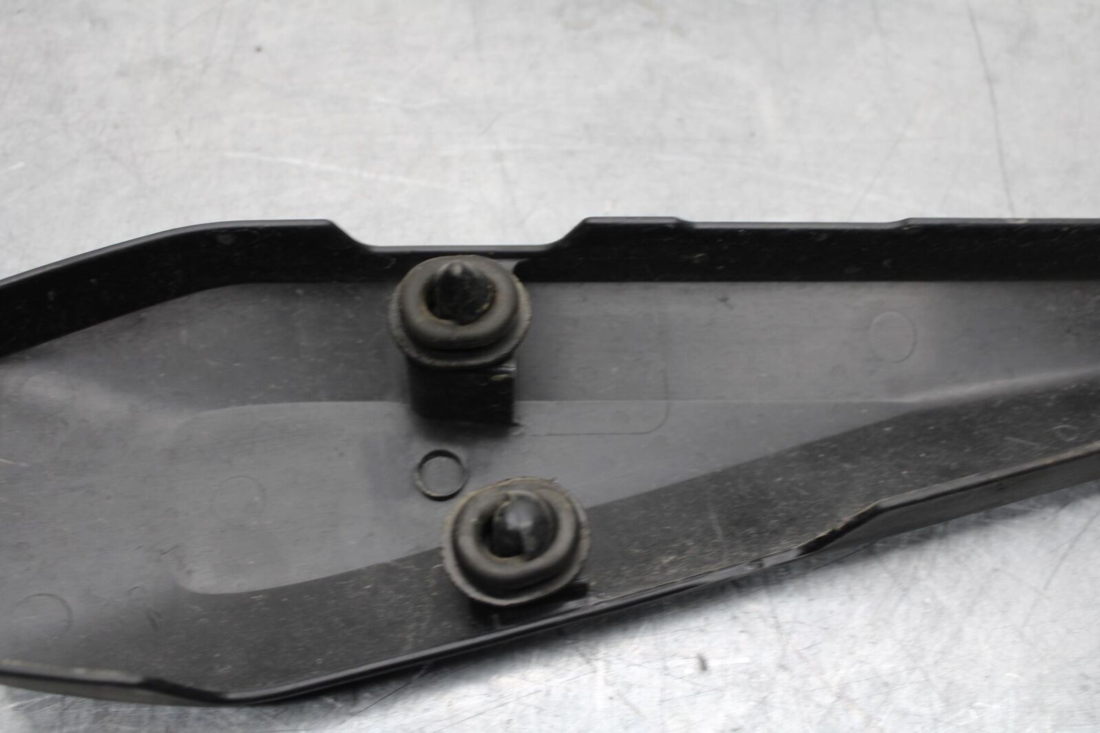 2012 Yamaha FZ8 RIGHT LEFT FRONT SIDE SEAT PANELS TRIMS COWLS FAIRINGS BB550