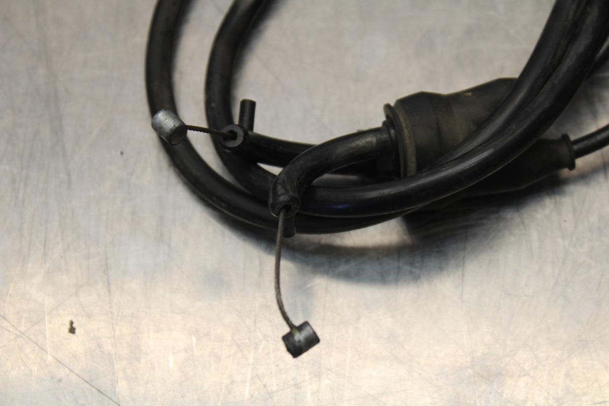 04-05 YAMAHA YZF R1 THROTTLE CABLES LINES BB173