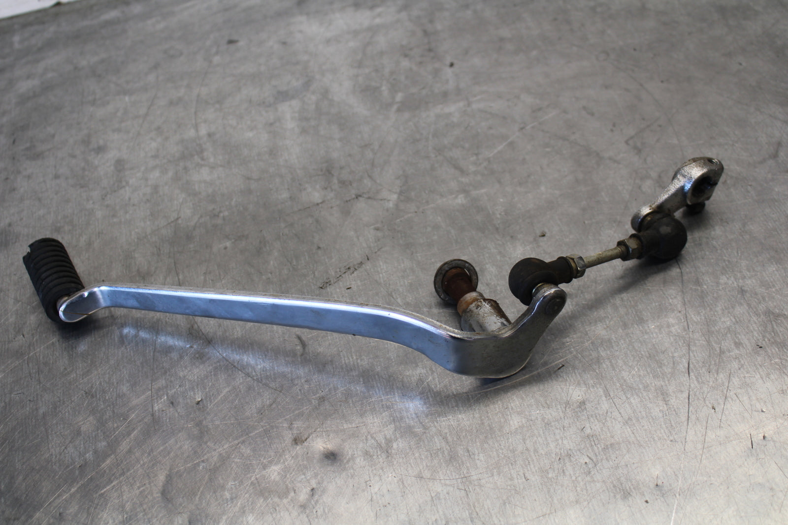 04 SUZUKI INTRUDER 800 SHIFTER LINKAGE SHIFT LINK PEDAL BB758