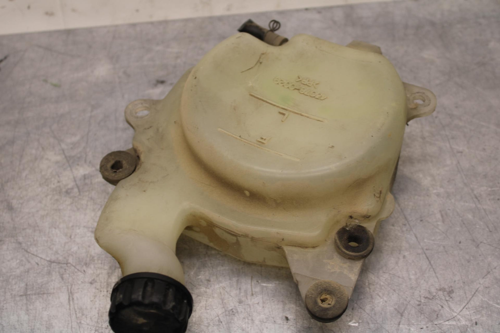 2006 Kawasaki Vulcan 900 VN900B Classic COOLANT WATER TANK RESERVOIR  BB585