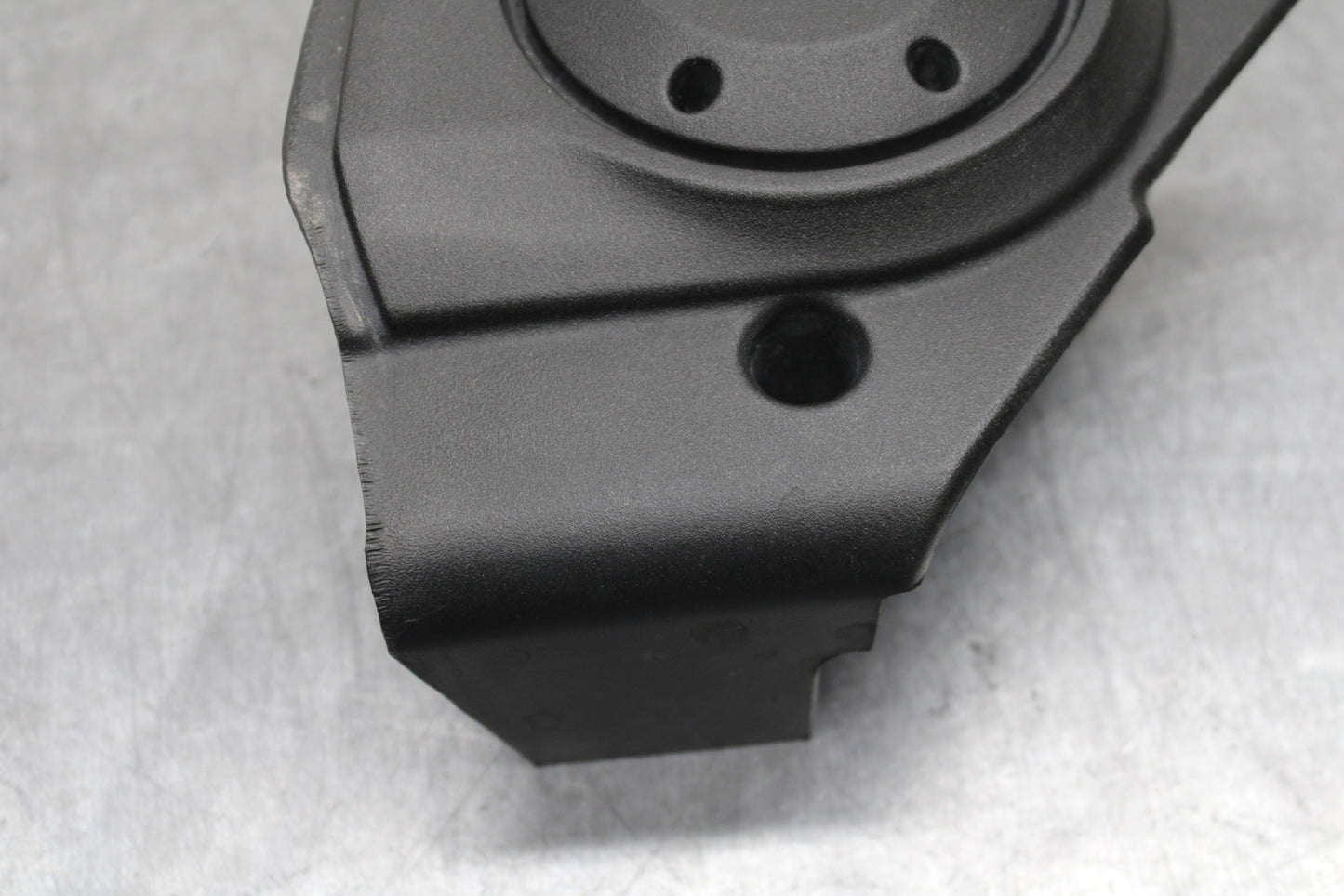 12-17 KAWASAKI NINJA 650 ENGINE SPROCKET COVER BB129