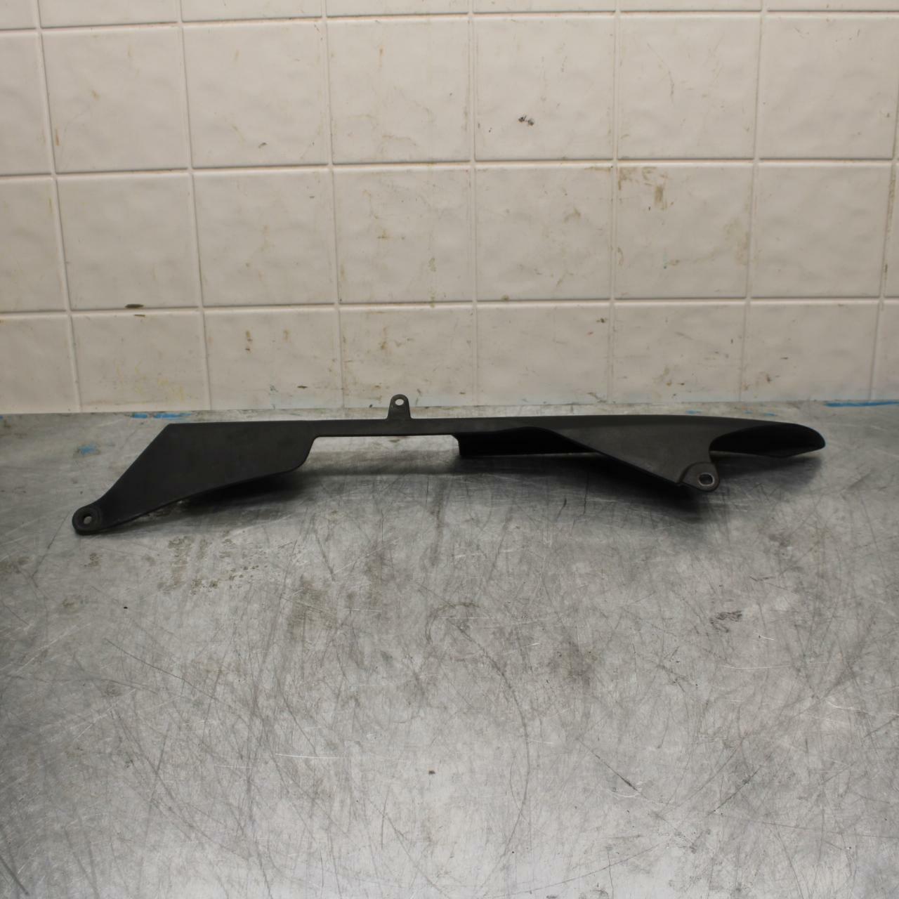 19-20 KAWASAKI NINJA ZX6R REAR BACK DRIVE CHAIN GUARD COVER SHIELD BB419