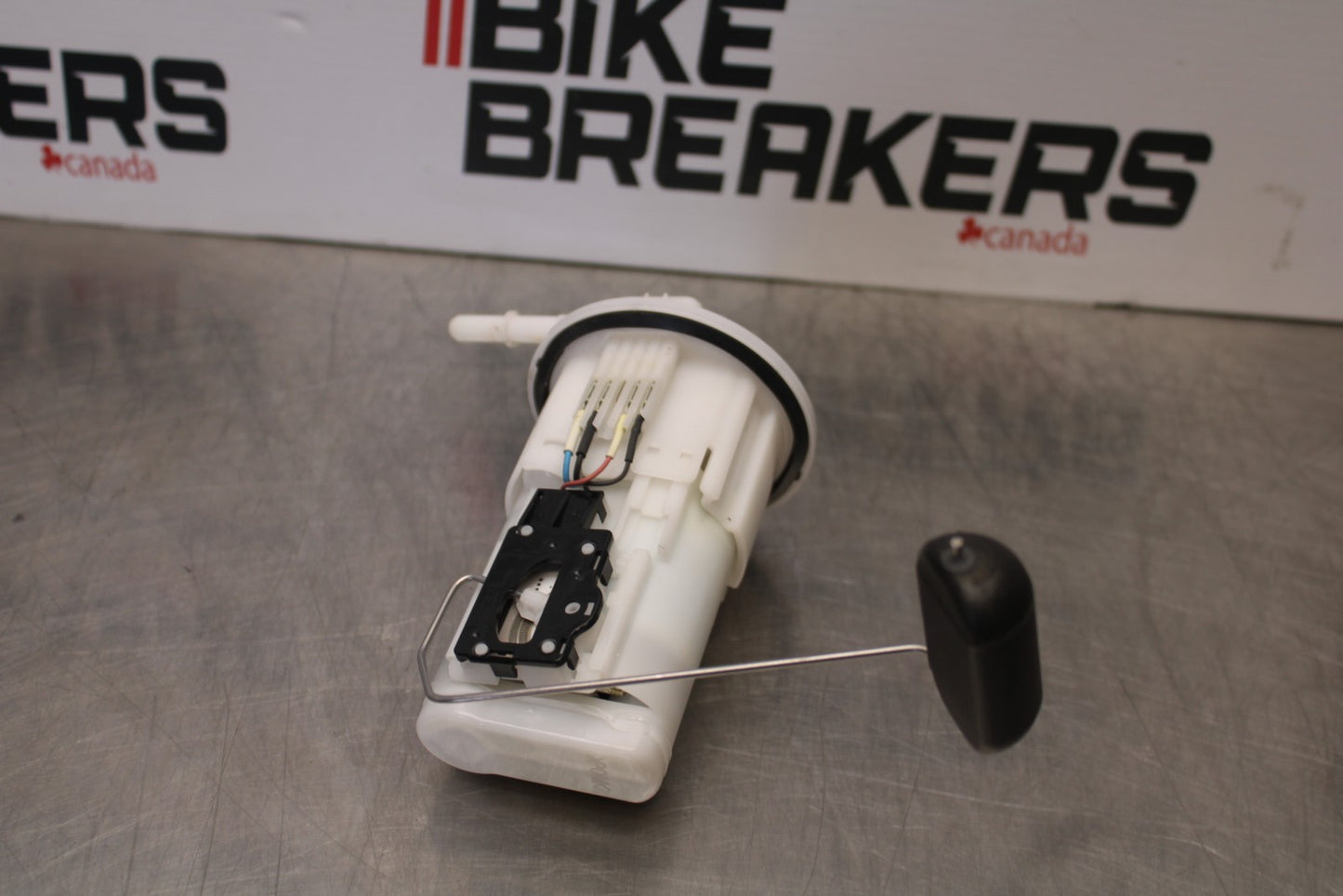 22-25 YAMAHA YZF R7 FUEL PUMP GAS PETROL SENDER UNIT BB182