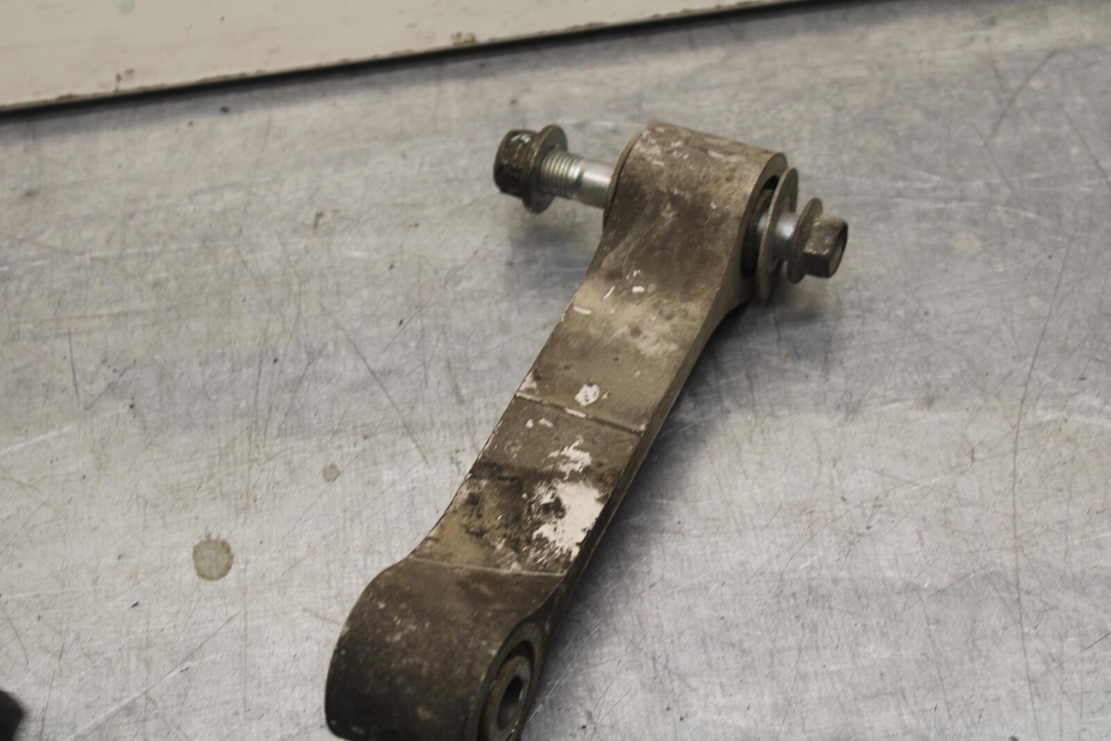 2011 Suzuki GSXR600 REAR DOGBONE SHOCK LINKAGE LINK BB605