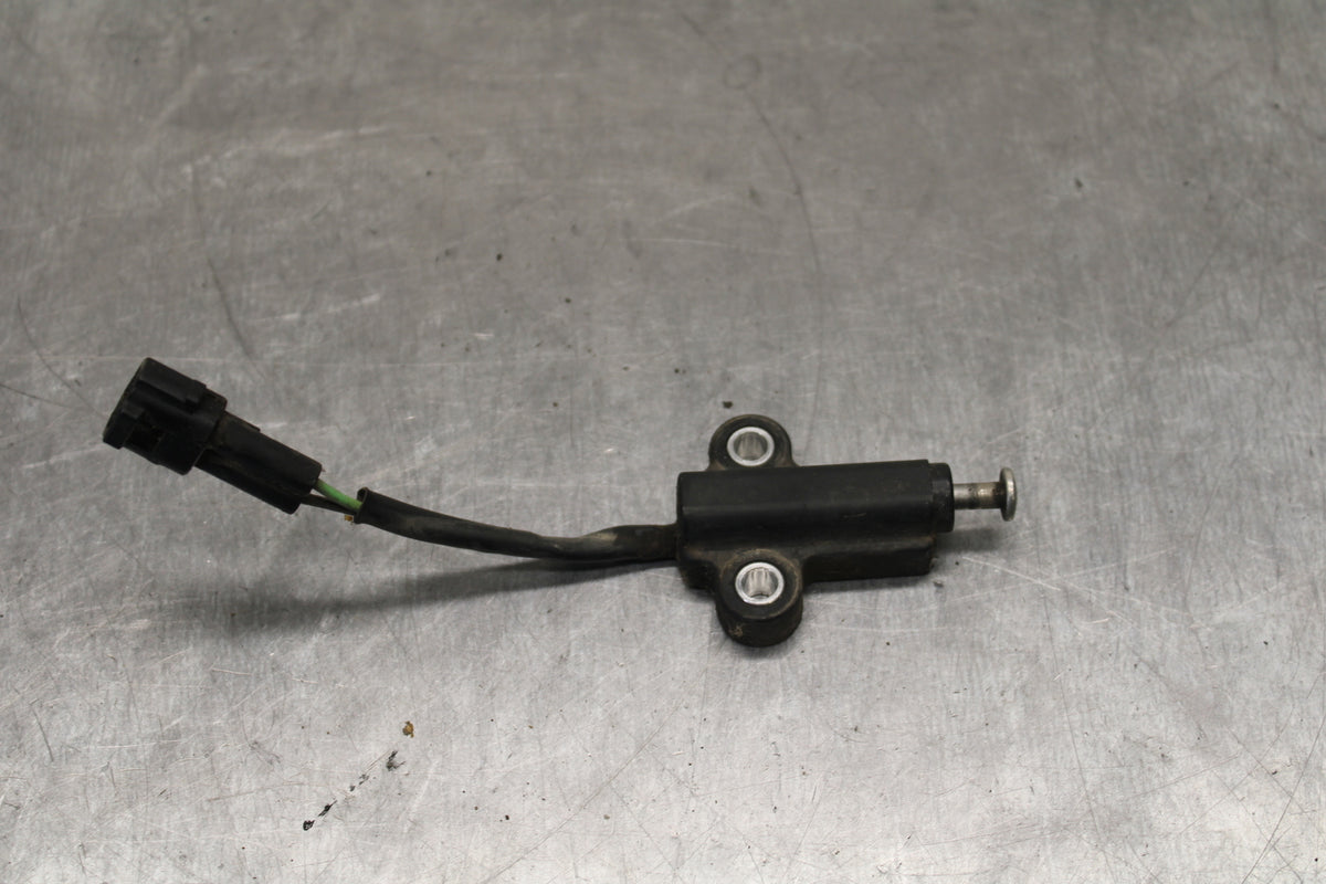 04 SUZUKI INTRUDER 800 KICKSTAND SIDE KICK STAND SENSOR BB758