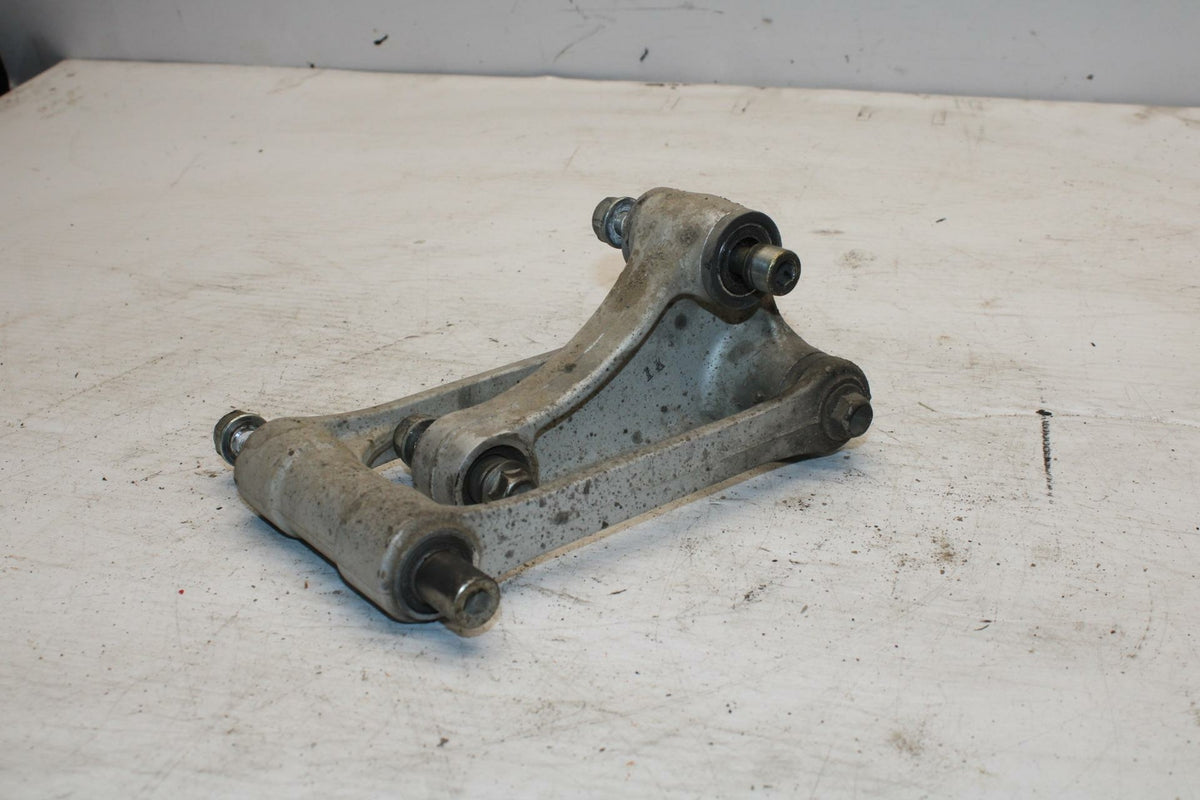04-05 HONDA CBR1000RR REAR DOGBONE SHOCK LINKAGE LINK BB285