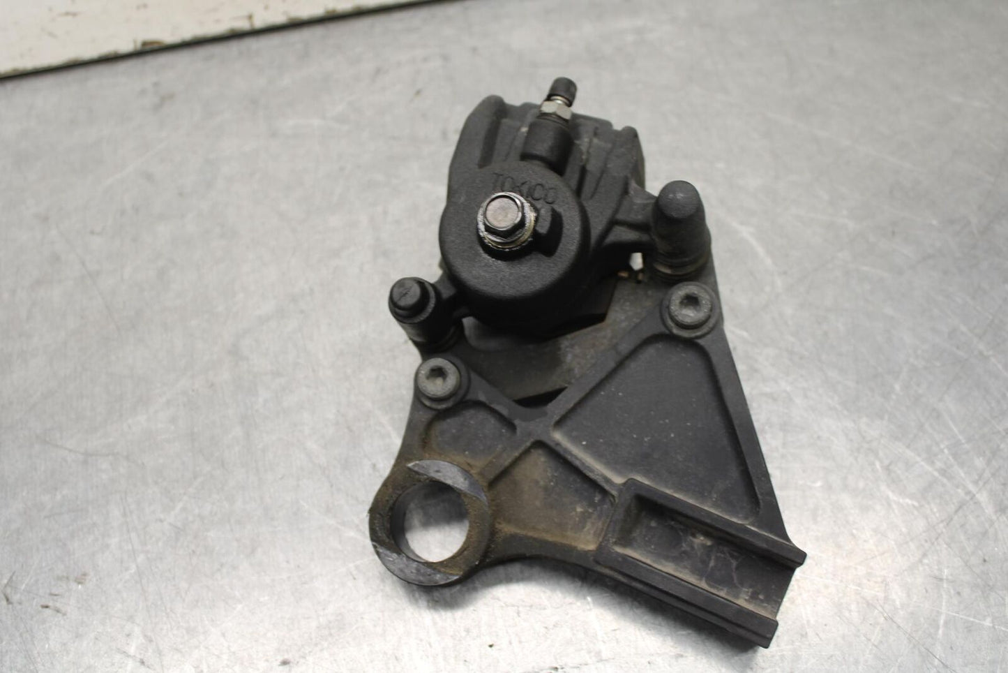 09-12 KAWASAKI NINJA ZX6R REAR BACK BRAKE CALIPER W MOUNT BRACKET  BB640