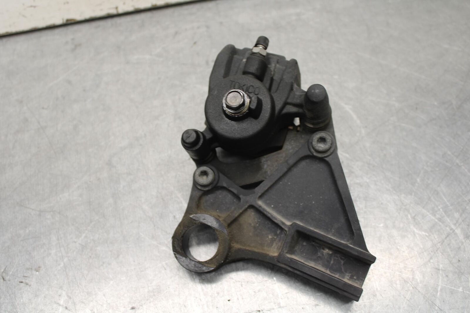 09-12 KAWASAKI NINJA ZX6R REAR BACK BRAKE CALIPER W MOUNT BRACKET  BB640