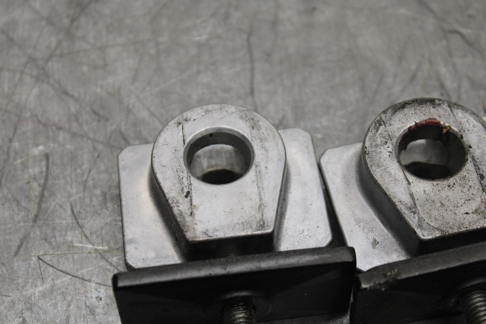 19-22 KAWASAKI Z400 SWINGARM CHAIN TENSIONER ADJUSTMENT BRACKETS  BB738