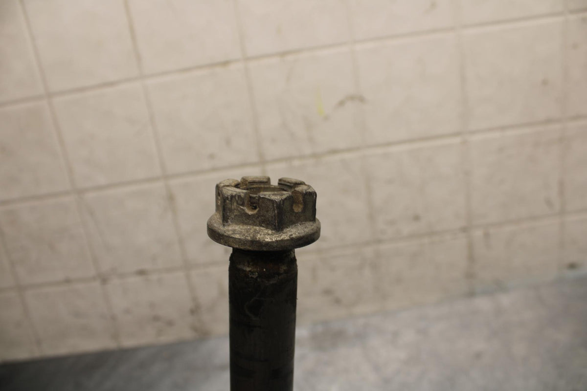 2006 Suzuki GSXR750 REAR AXLE BACK WHEEL RIM PIVOT BOLT AXEL 64711-49G10 BB40