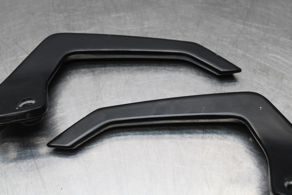 13-16 KTM 390 DUKE PASSENGER REAR SEAT GRAB BAR HANDLE SET BB815