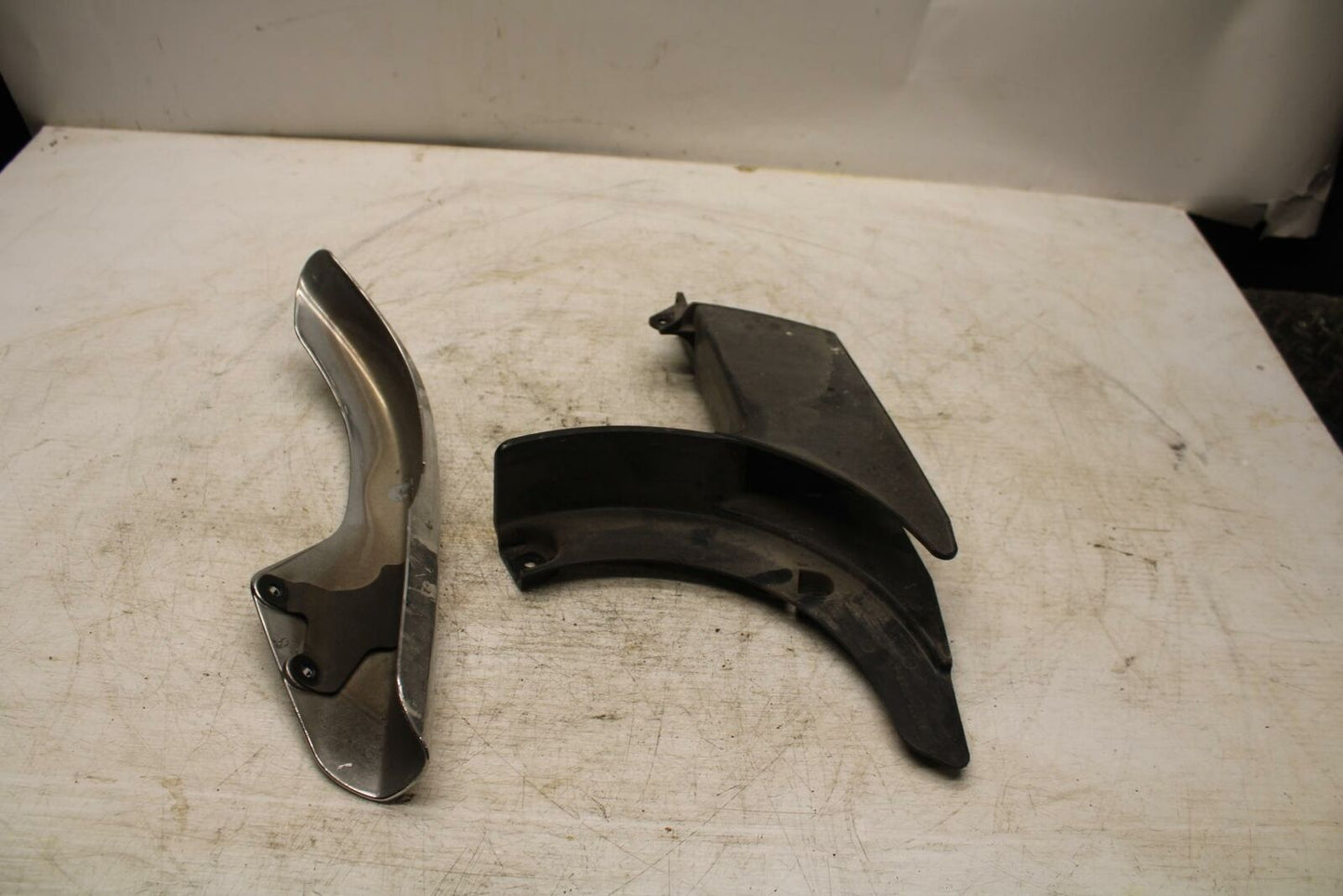 06-21 KAWASAKI VULCAN 900 SWINGARM CHAIN BUFFER SLIDER GUIDE BB363