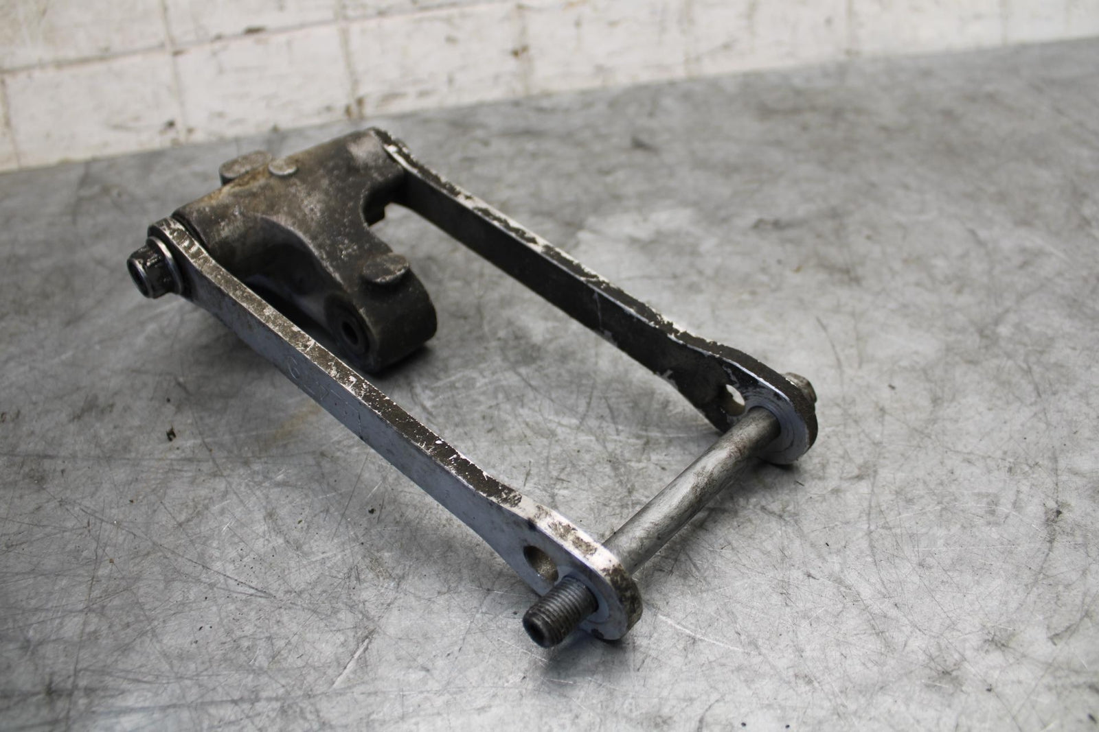 09-12 KAWASAKI NINJA ZX6R ZX600R REAR DOGBONE SHOCK LINKAGE LINK BB544