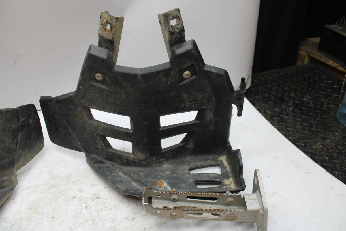 2005 Polaris Predator 500 LEFT RIGHT MUD SPLASH GUARDS FOOTWELLS BB269