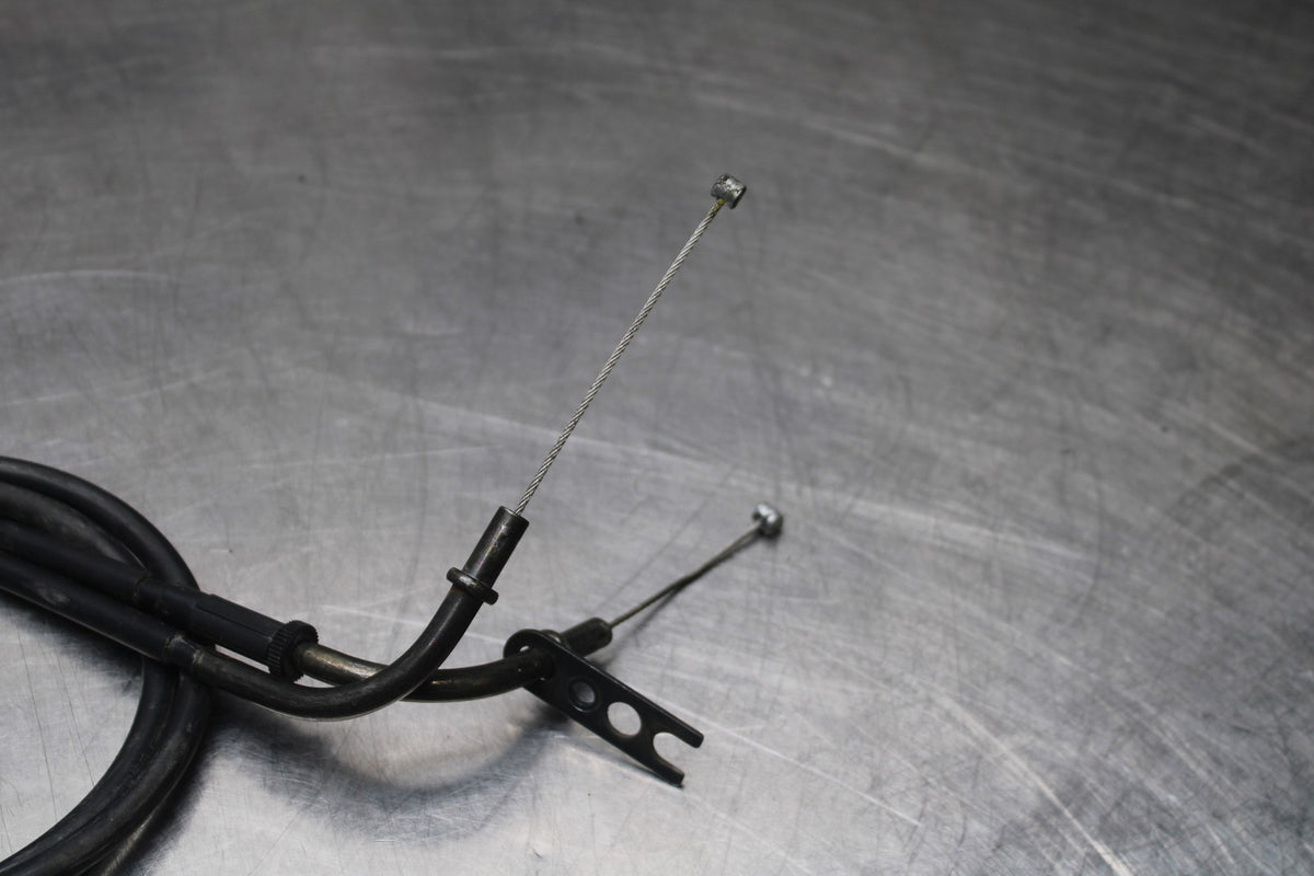 08-09 YAMAHA YZF R6S THROTTLE CABLES LINES BB796