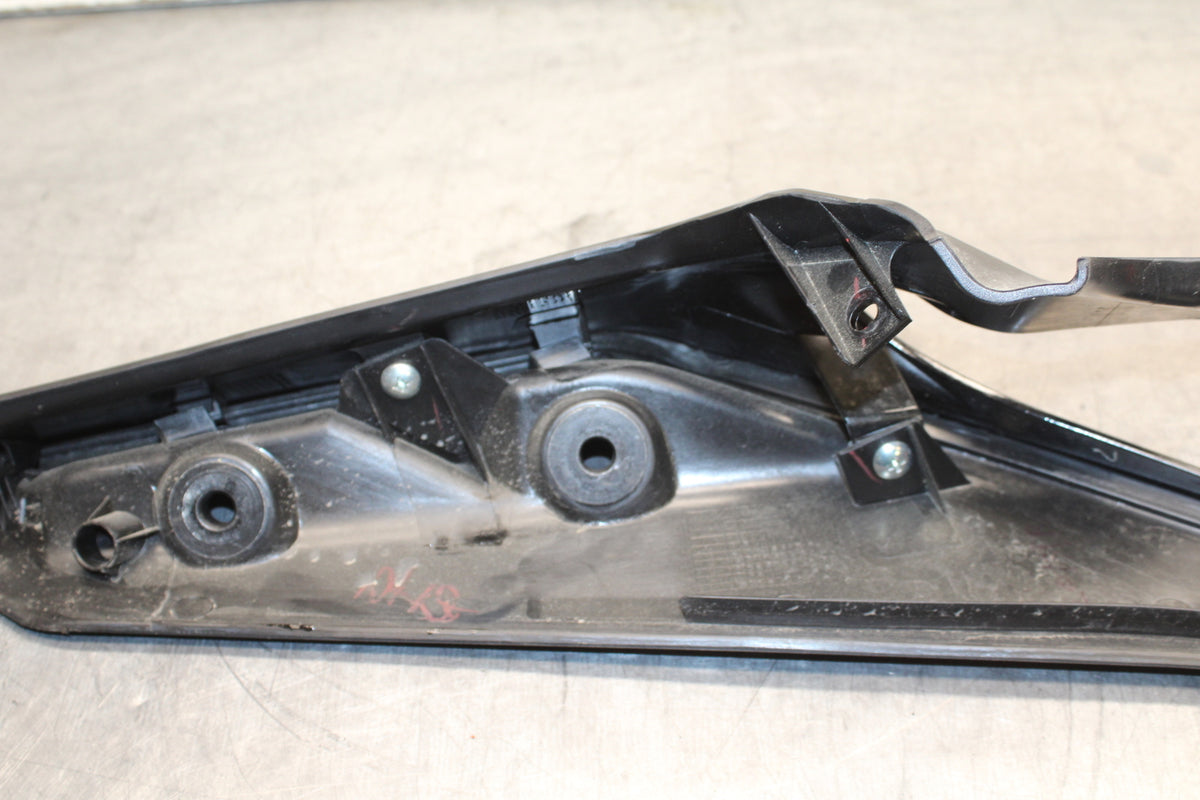 17-24 KTM 390 DUKE LEFT REAR BACK TAIL FAIRING COWL SHROUD BB734