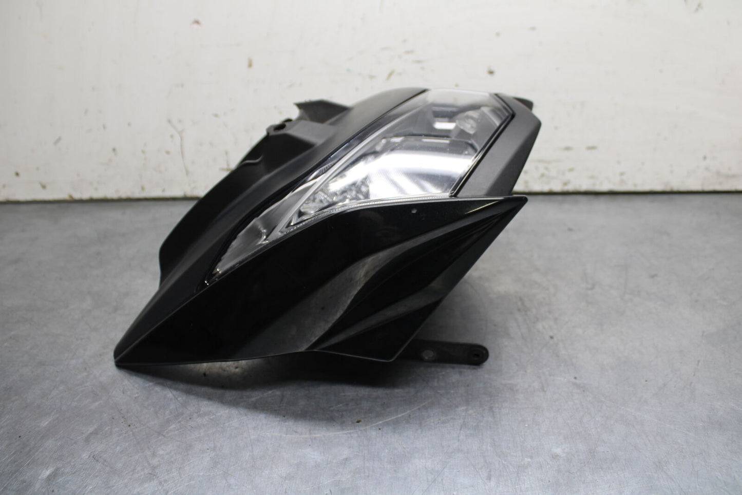 12-13 KAWASAKI Z1000 FRONT HEADLIGHT HEAD LIGHT LAMP BB743