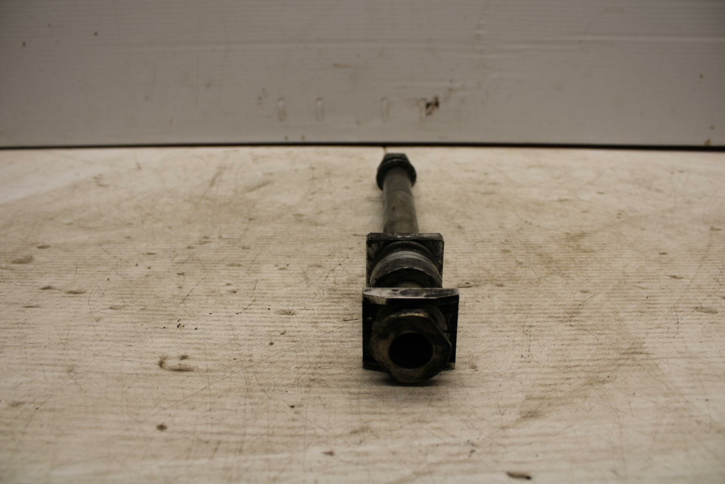 13-18 KAWASAKI NINJA ZX6R REAR AXLE BACK WHEEL RIM PIVOT BOLT AXEL BB304