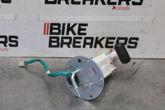 25 KAWASAKI Z900 FUEL PUMP GAS PETROL SENDER UNIT BB928