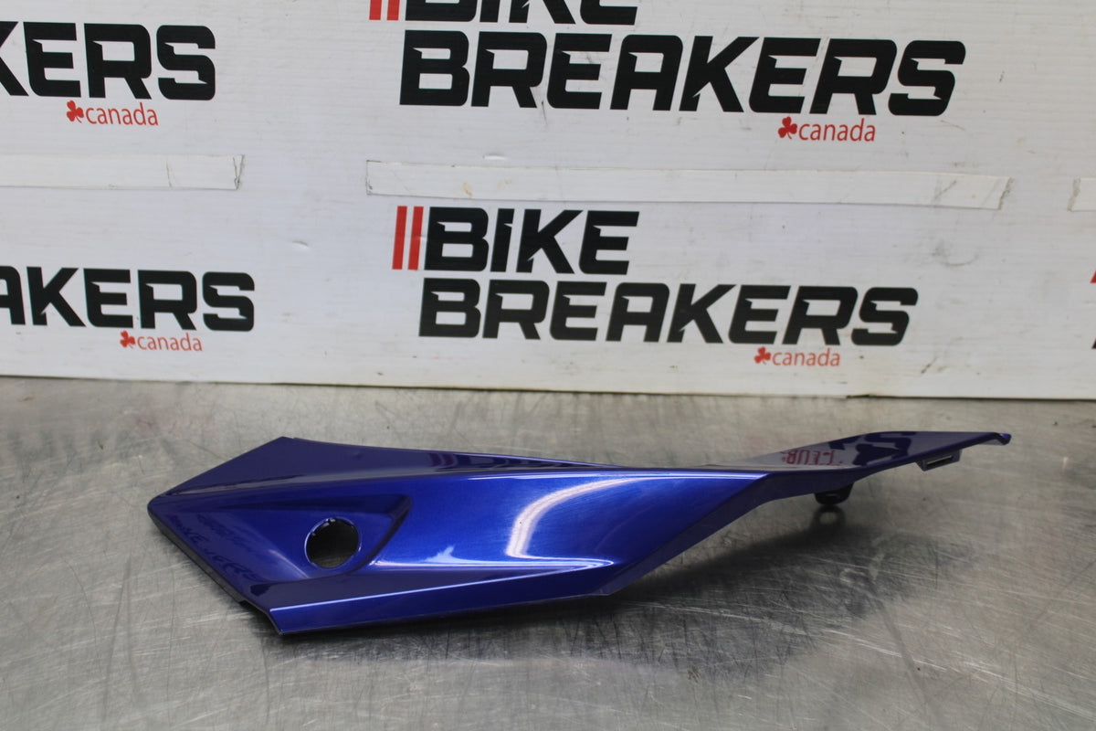 20-23 BMW F900R LEFT REAR BACK TAIL FAIRING COWL SHROUD BB923