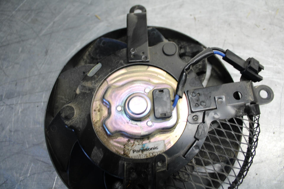 15-21 SUZUKI GSXR600 ENGINE RADIATOR COOLING FAN BB463