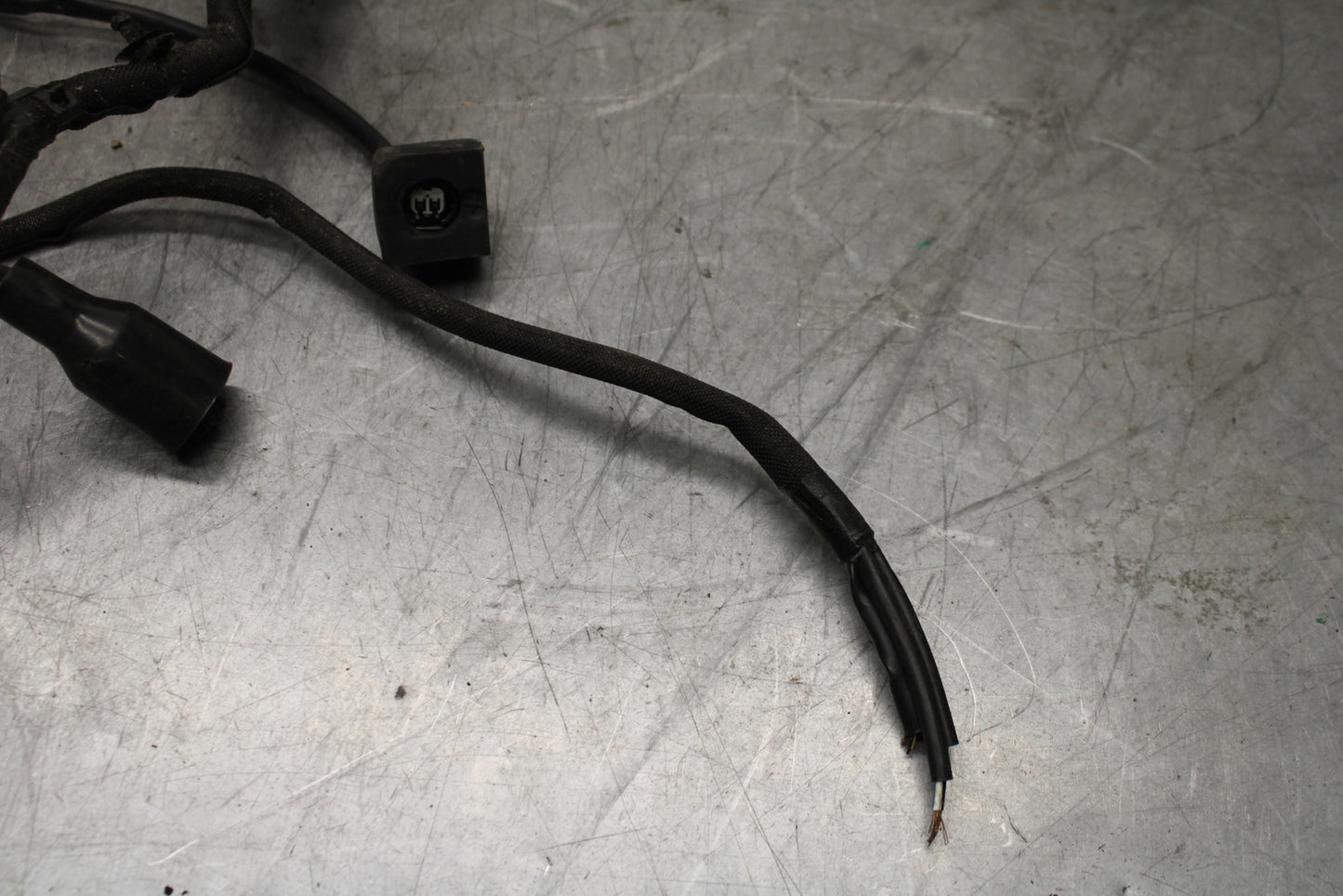 24-25 KAWASAKI NINJA ZX6R MAIN ENGINE WIRING HARNESS WIRE LOOM BB726