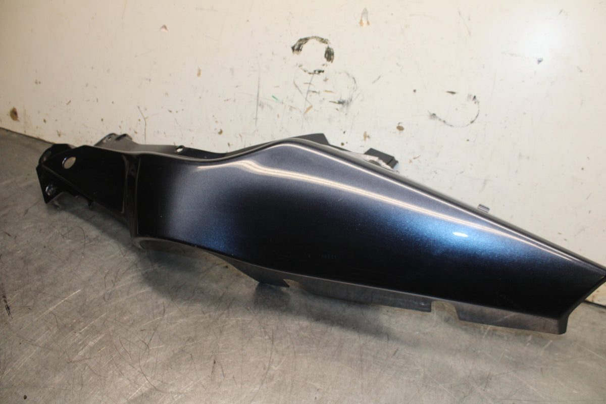 14 HONDA CTX1300A LEFT REAR BACK TAIL FAIRING COWL  BB732