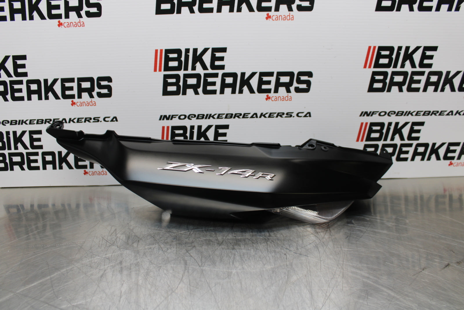 23-24 KAWASAKI NINJA ZX14R LEFT REAR BACK TAIL FAIRING COWL SHROUD BB153