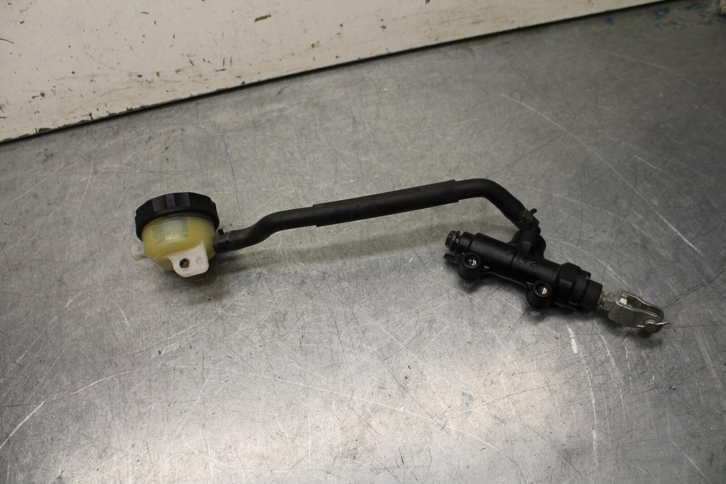 09-12 KAWASAKI NINJA ZX6R REAR BACK BRAKE MASTER CYLINDER W RESERVOIR BB640